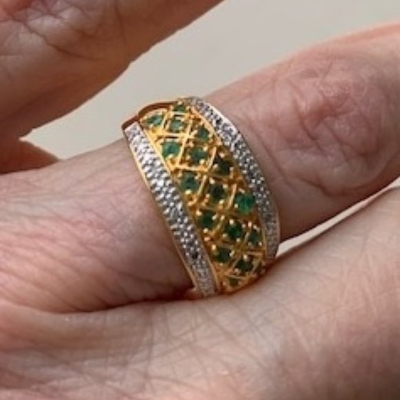 Emerald Simulated Stone Band Ring, 14K Gold Plated Band, Size 6-1/2 - Picture 2 of 4